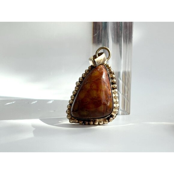 Botswana Agate Triangular Sterling Silver 925 Bead Framed Vintage Pendant - Picture 10 of 10